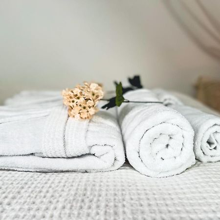 Catharine Suite Breda Bagian luar foto